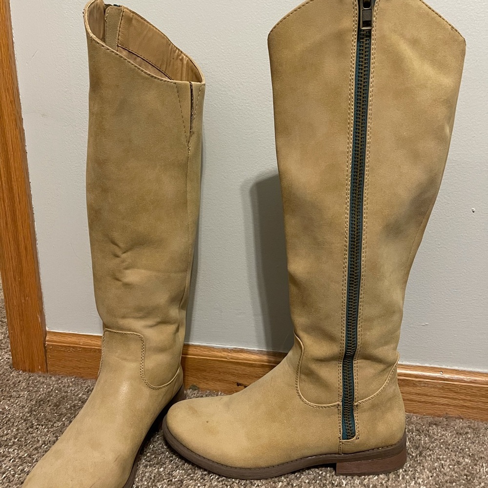 Women’s Boots
